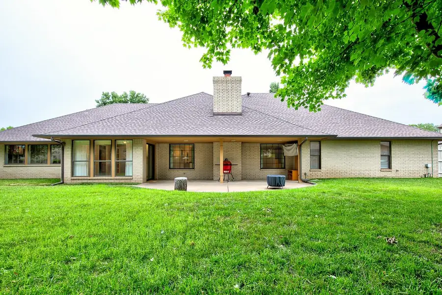 3401 Goldfinch Ln, Enid, OK 73703 - #2
