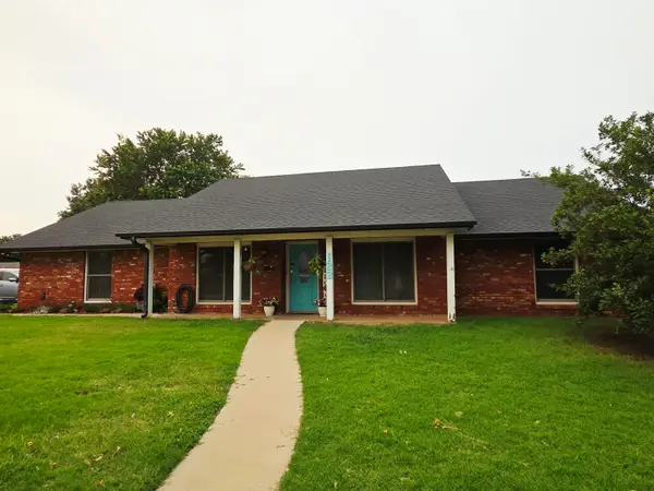 133 N Rimrock Rd, Enid, OK 73703