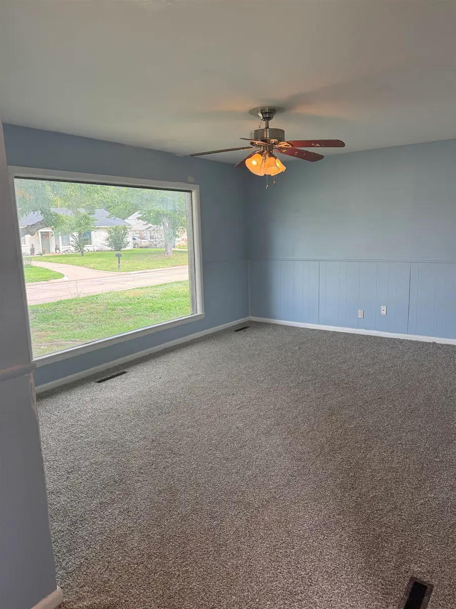 1802 S Wallace, Enid, OK 73701 - #2