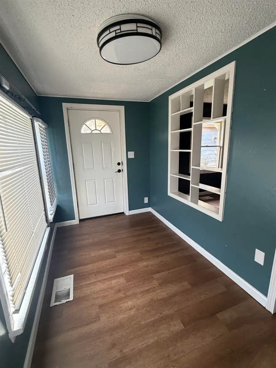 363 E Birch, Enid, OK 73701 - #2