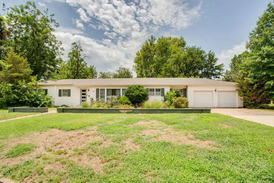 1207 Sunset Ave, Enid, OK 73703 - #2