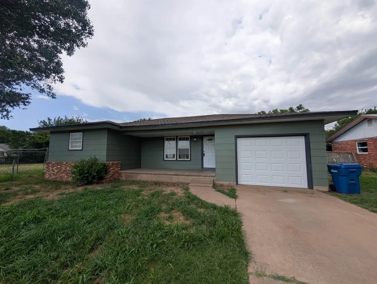 1310 S Leona Mitchell, Enid, OK 73701 - #1