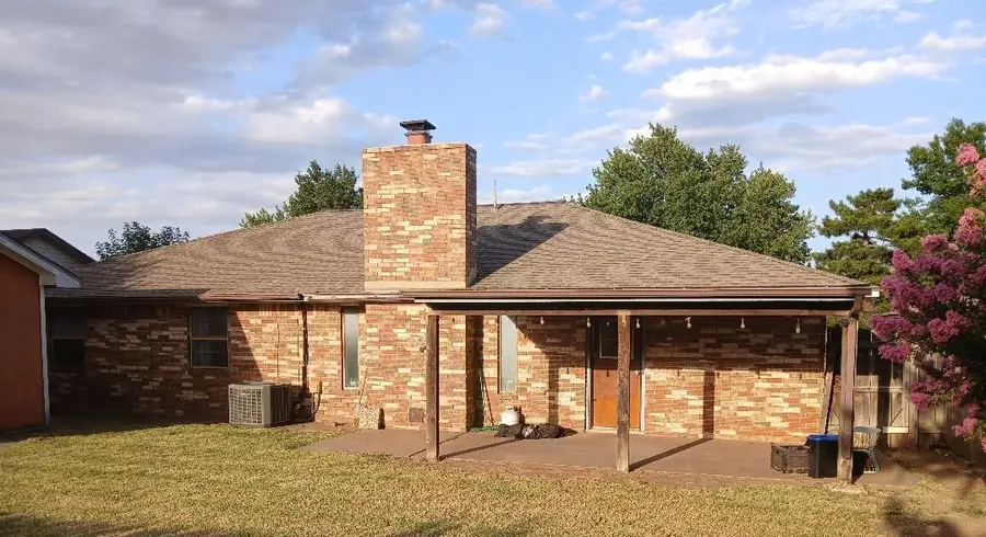 618 Deer Run, Enid, OK 73703-3426 - #2
