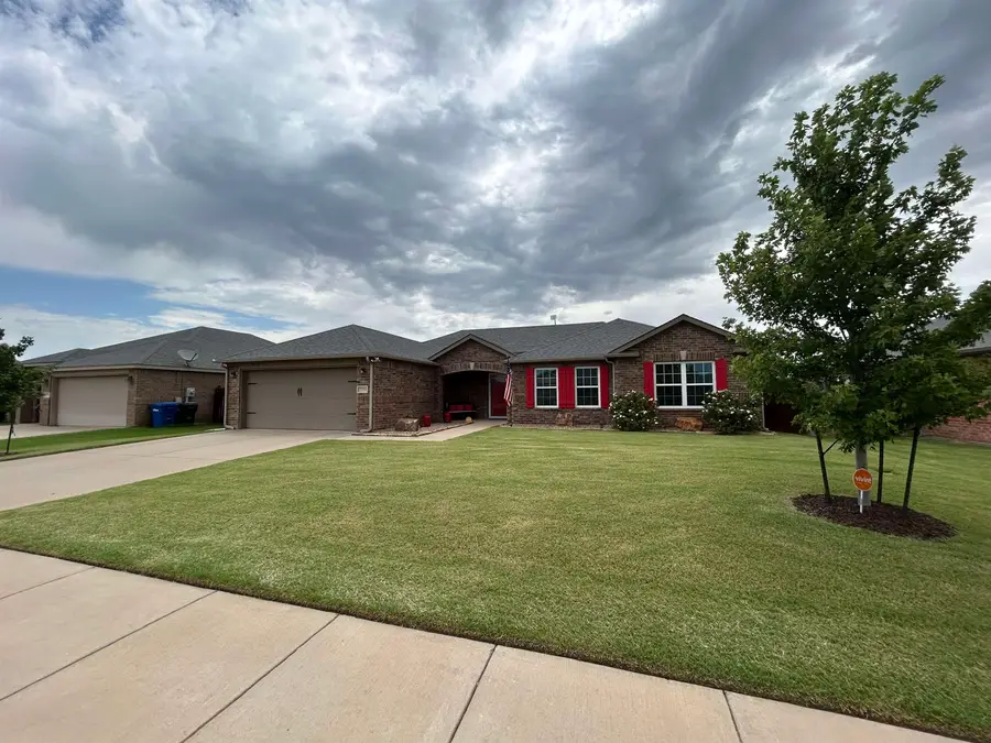 3701 Scarlet Ln, Enid, OK 73703 - #2