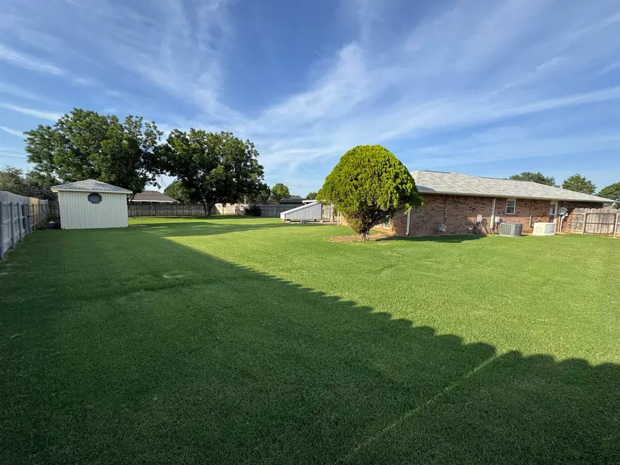 2222 Appomattox, Enid, OK 73703 - #3