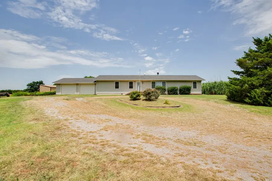 5208 S Leona Mitchell Blvd, Enid, OK 73701 - #3