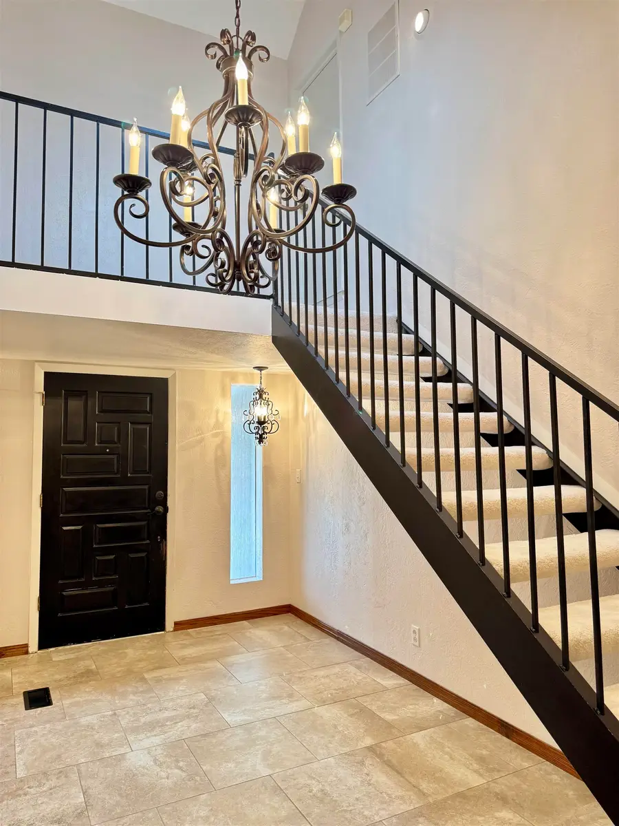 2446 Sherwood Dr, Enid, OK 73703 - #2