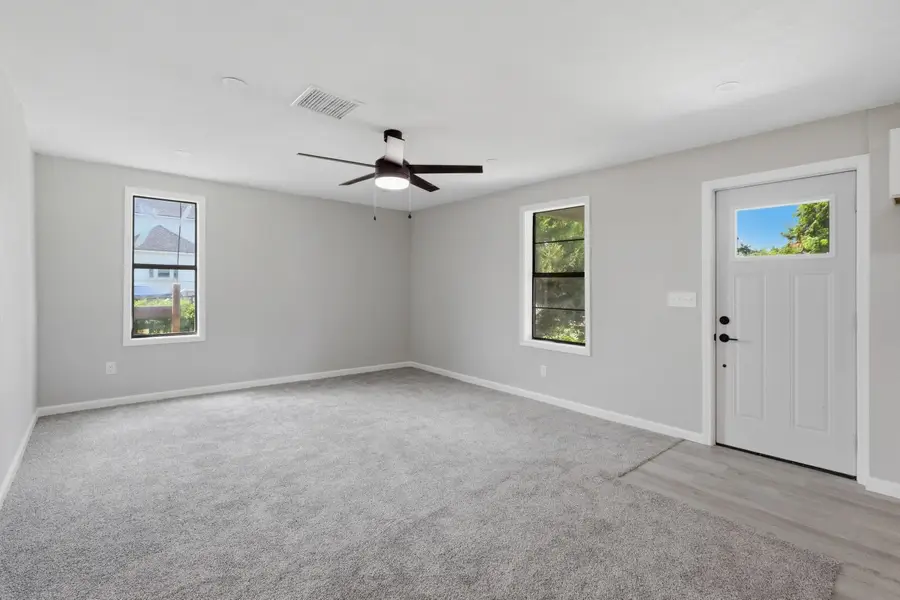 317 N 21st, Enid, OK 73701 - #3