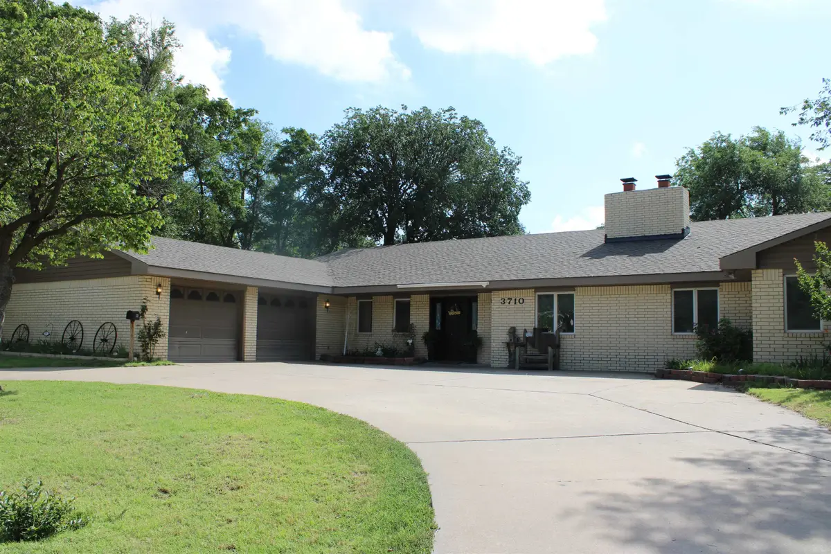 3710 22nd St, Woodward, OK 73801-0000 - #1