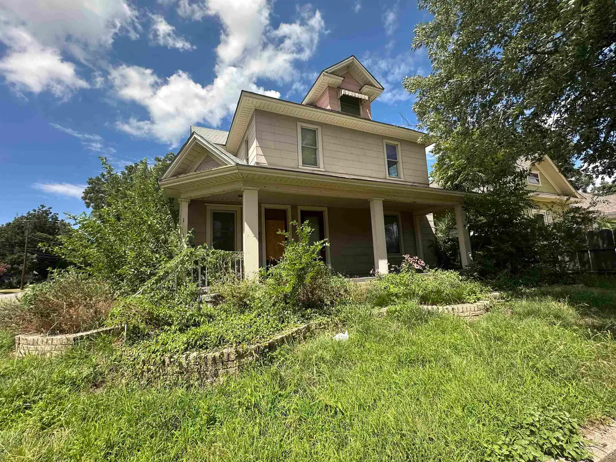 1001 N Independence Ave, Enid, OK 73701 - #1