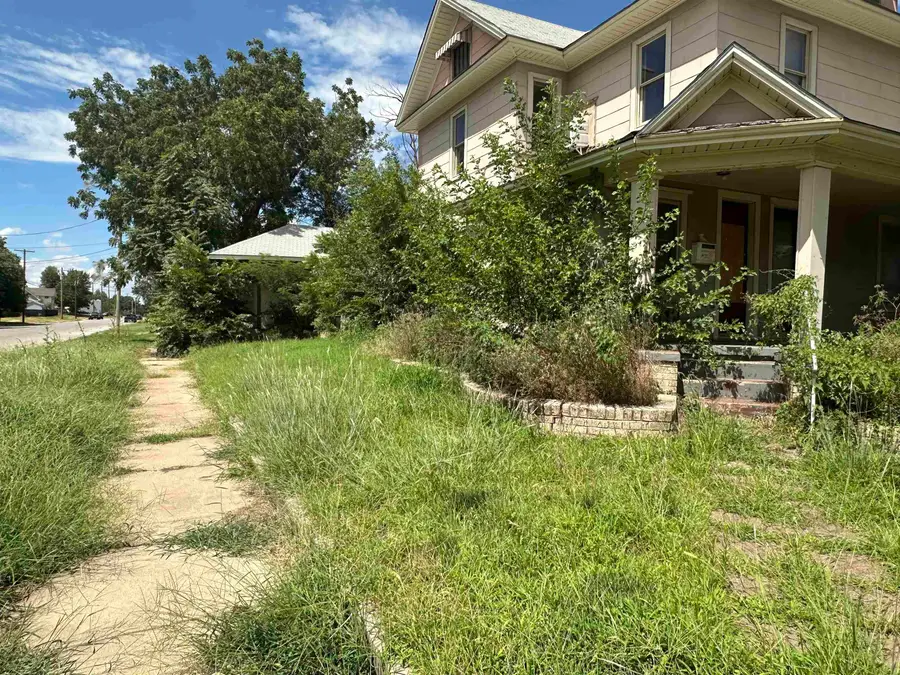 1001 N Independence Ave, Enid, OK 73701 - #3