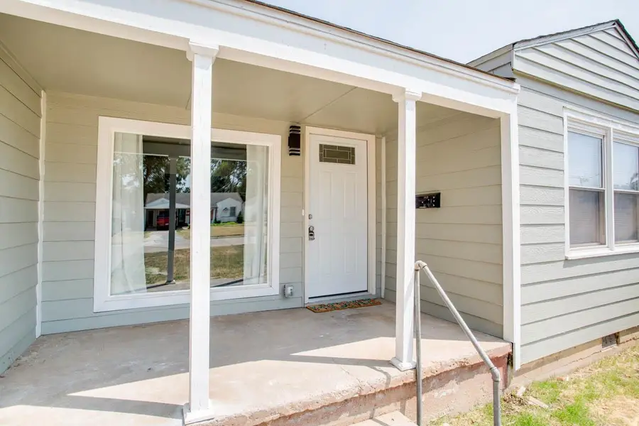 2418 W Broadway, Enid, OK 73703 - #3
