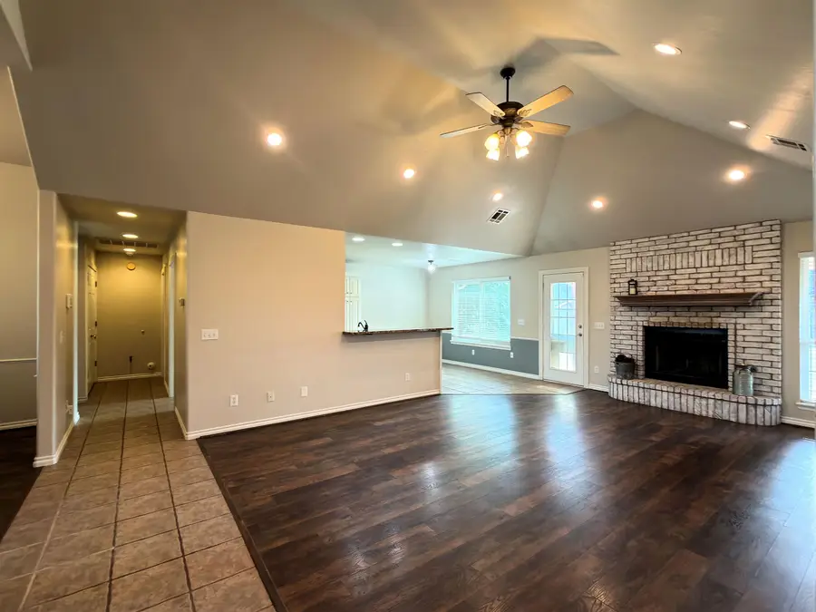 708 Bear Run, Enid, OK 73703 - #2
