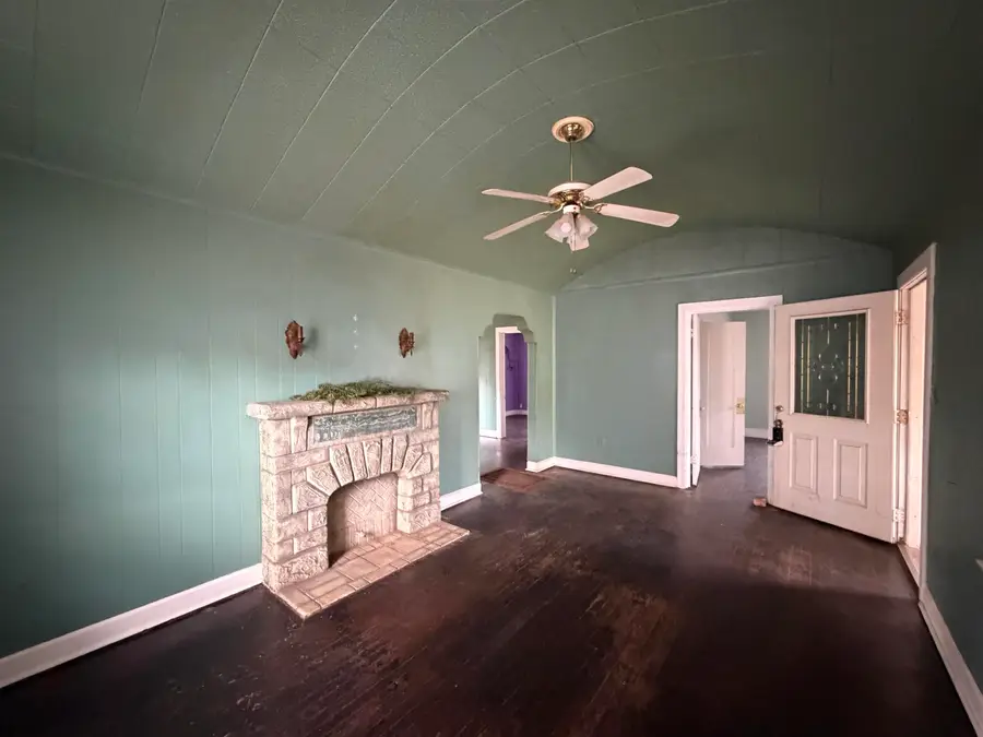 319 University Pl, Enid, OK 73701 - #3