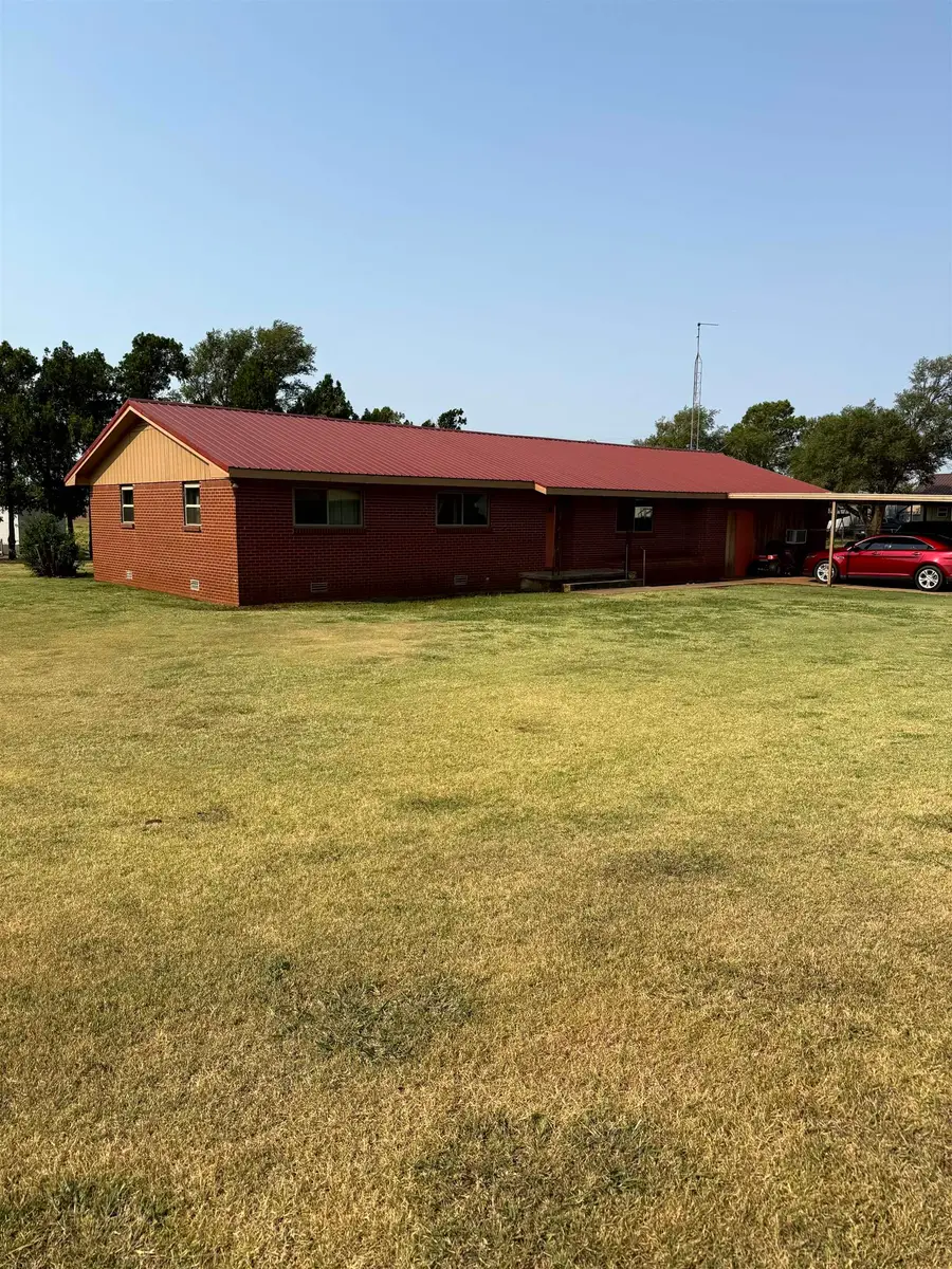 1430 E Sycamore, Nash, OK 73761 - #2