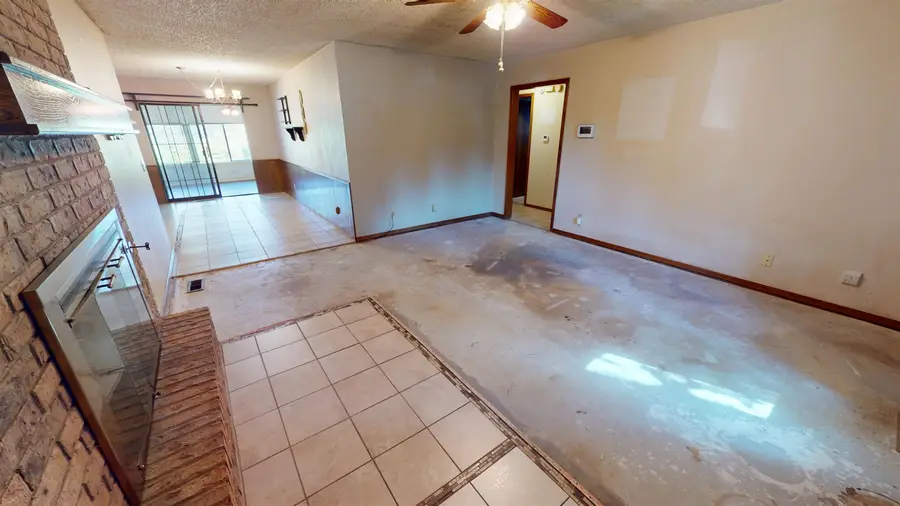 2912 Edgewater, Woodward, OK 73801 - #3
