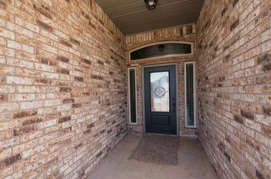1409 N Oak, Seiling, OK 73663 - #2