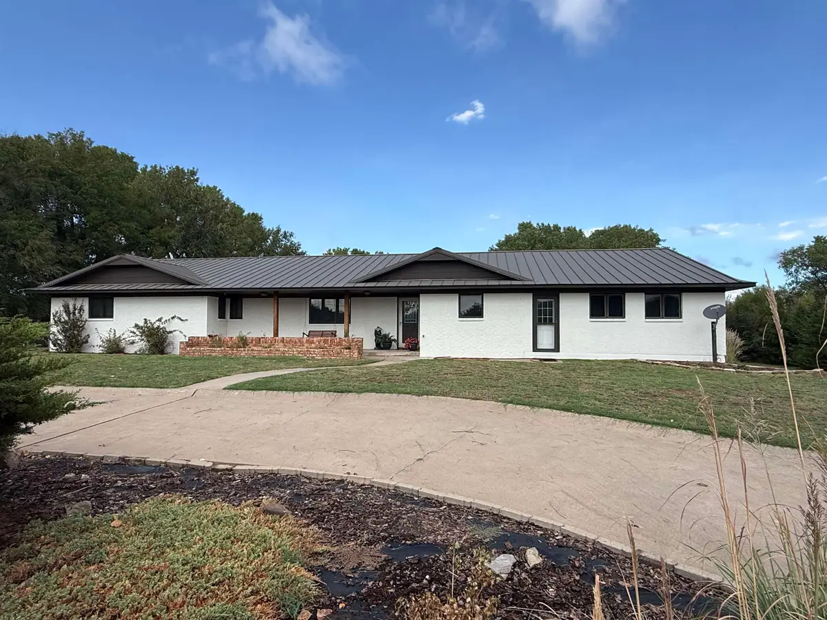 310 E Hanks Trail, Woodward, OK 73801 - #1