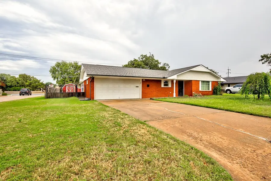 1201 Sunnybrook Lane, Enid, OK 73703 - #2