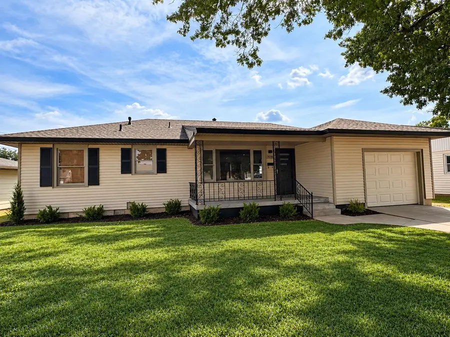 709 W Palm, Enid, OK 73701 - #2