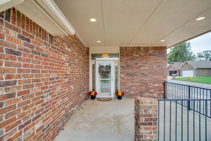 2506 Willow Spring Dr, Enid, OK 73703-1481 - #3