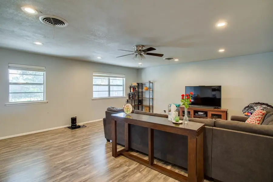 107 S Adolpha, Enid, OK 73703 - #3