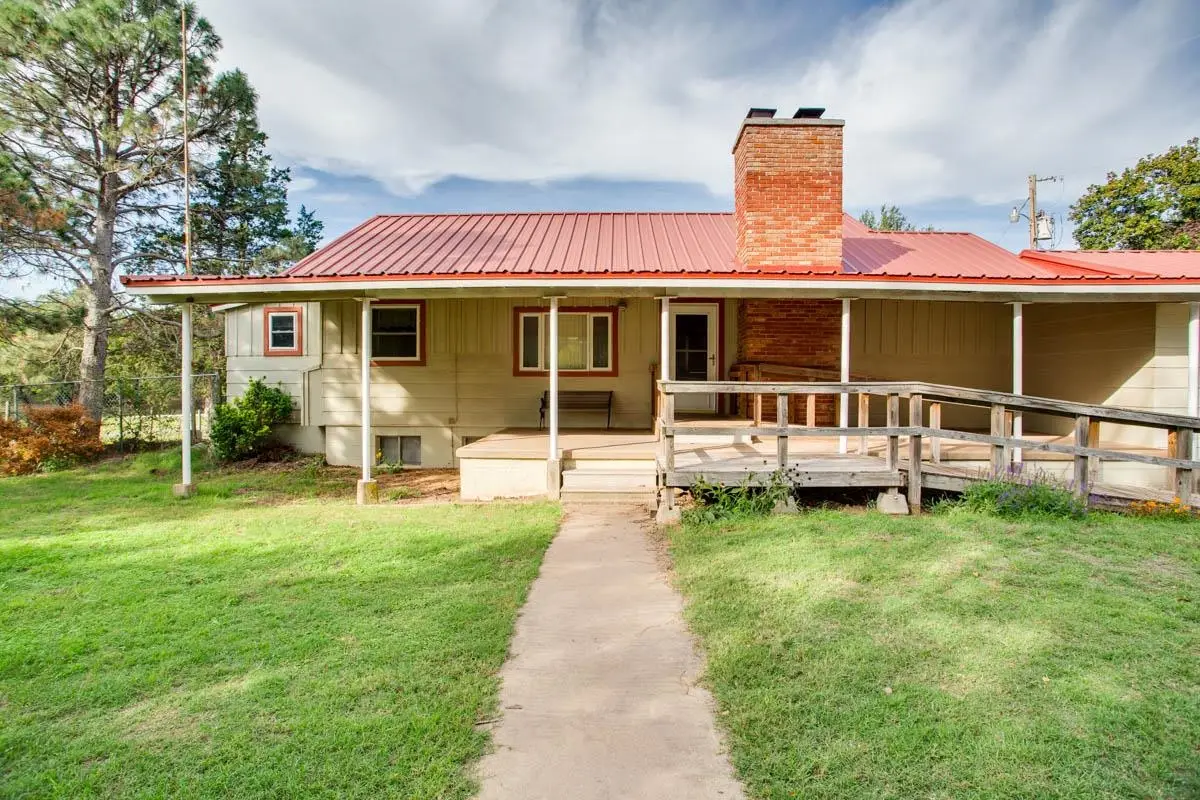 42475 S County Rd 264, Ringwood, OK 73768 - #1
