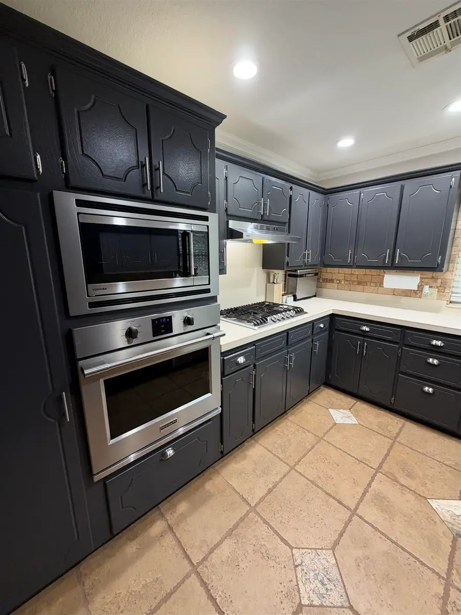 2401 Sherwood Court, Woodward, OK 73801 - #3