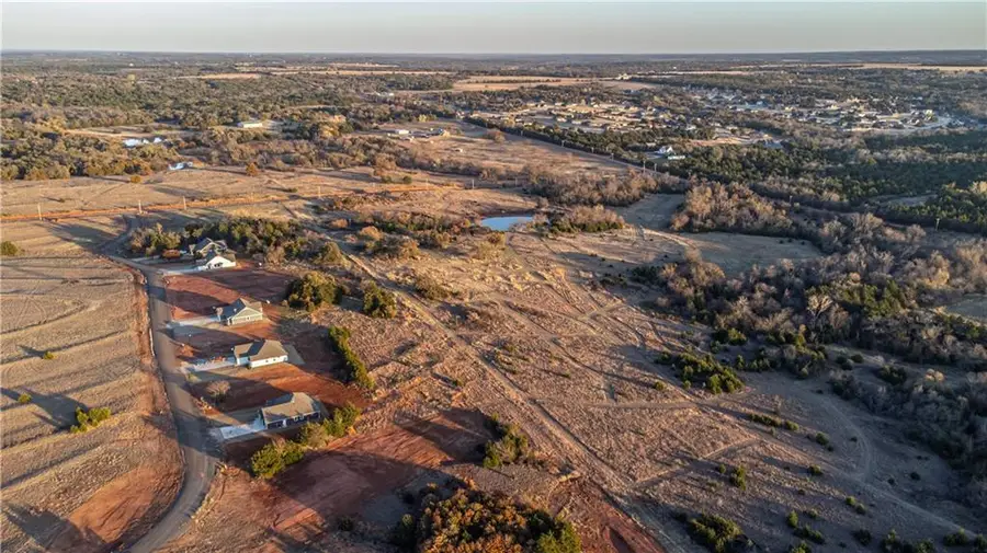 004 Little Farms Road, Guthrie, OK 73044 - Image #2