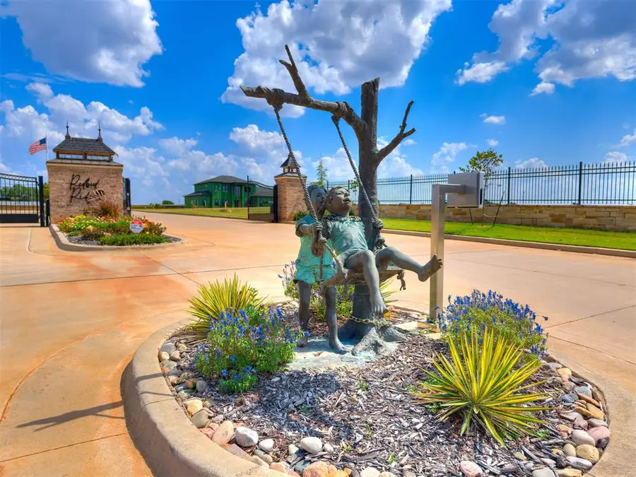 3512 Redbud Drive, Chickasha, OK 73018 - Image #2