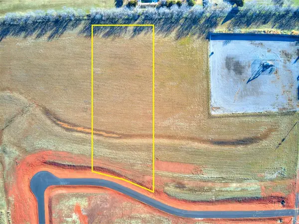 21200 Rush Creek Road, Edmond, OK 73025