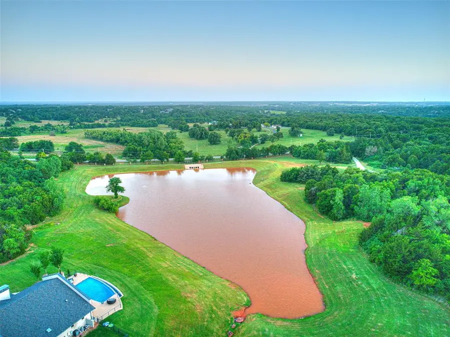 7000 Split Fence Lane, Edmond, OK 73034 - Image #3