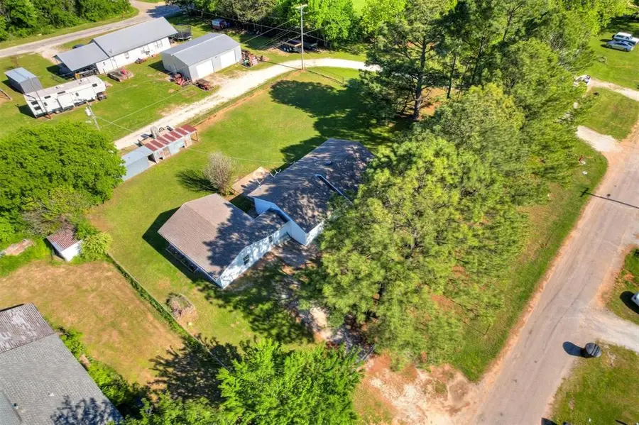 220 S Thomas Avenue, Francis, OK 74844 - Image #2