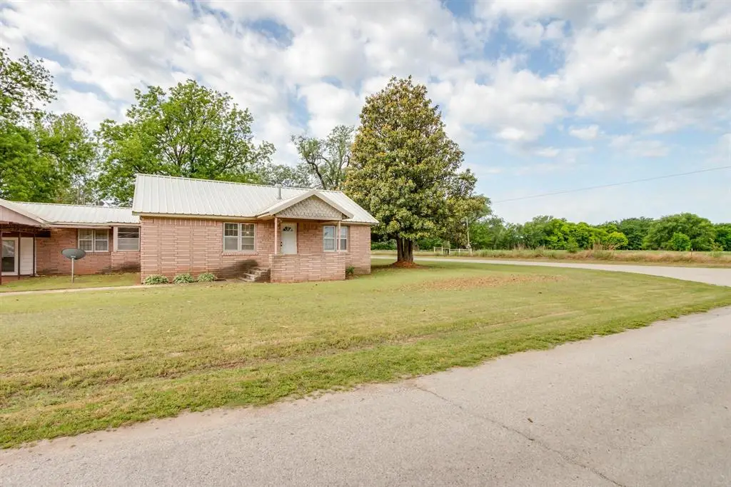 915 1st Street, Garvin, OK 73057 - Image #1