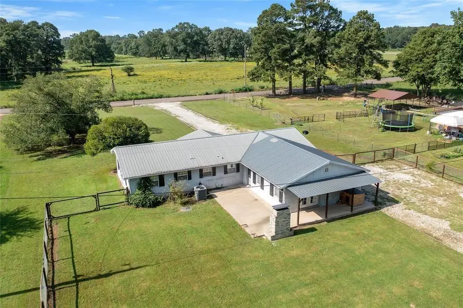1266 W Memorial Road, Broken Bow, OK 74728 - Image #2