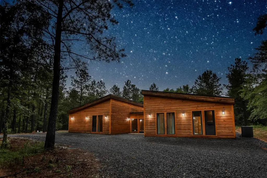 19 Southern Alder Trail, Broken Bow, OK 74728 - Image #1