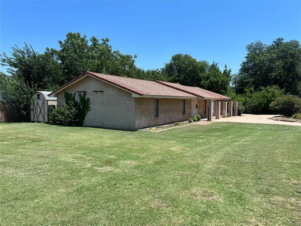 209 Ridgecrest Road, Edmond, OK 73013 - Image #1