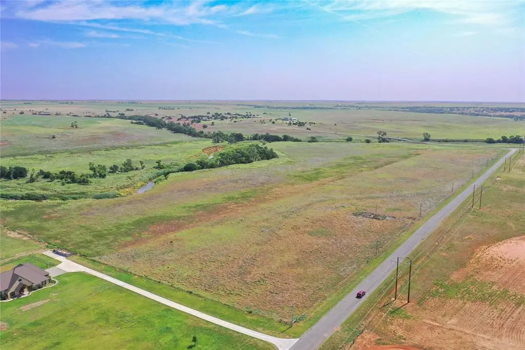 04 E Arapaho Road, Weatherford, OK 73096 - Image #1