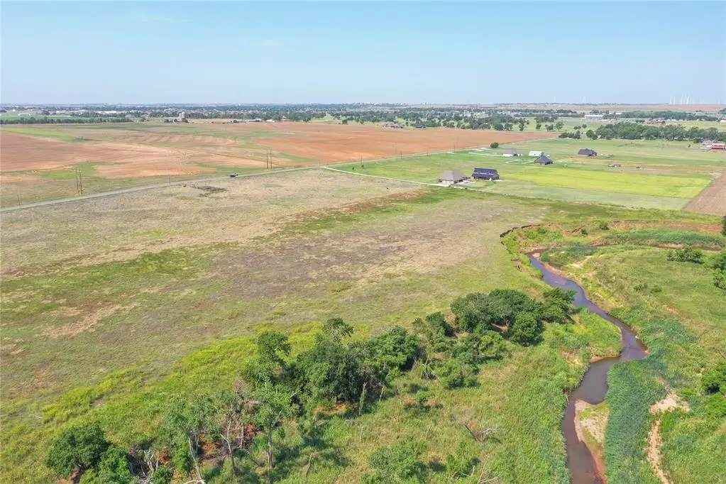 07 E Arapaho Road, Weatherford, OK 73096 - Image #1