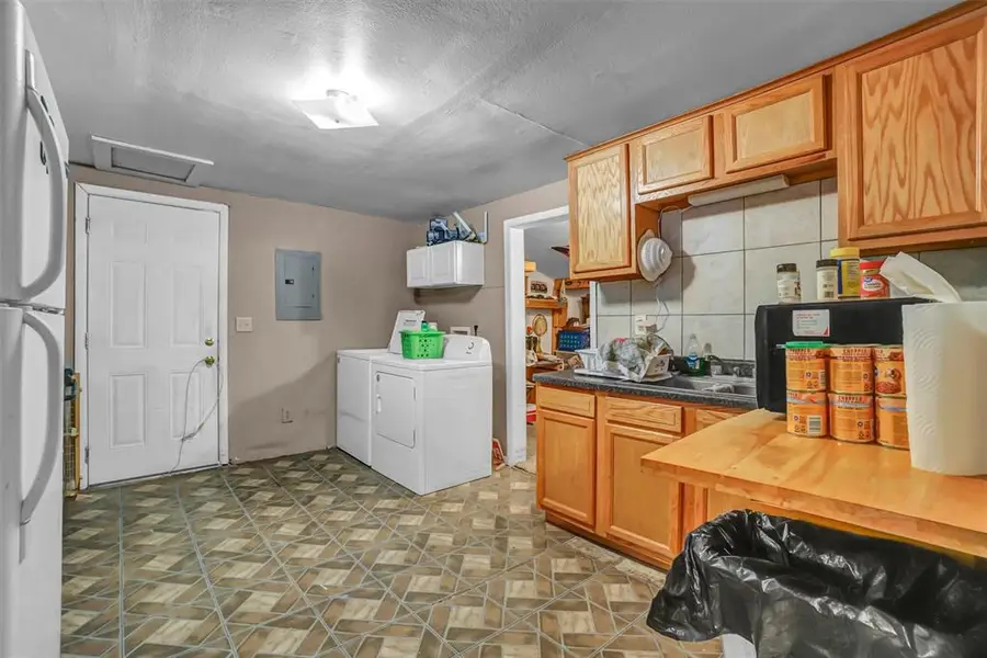 514 N Peck Street, Hydro, OK 73048 - Image #3