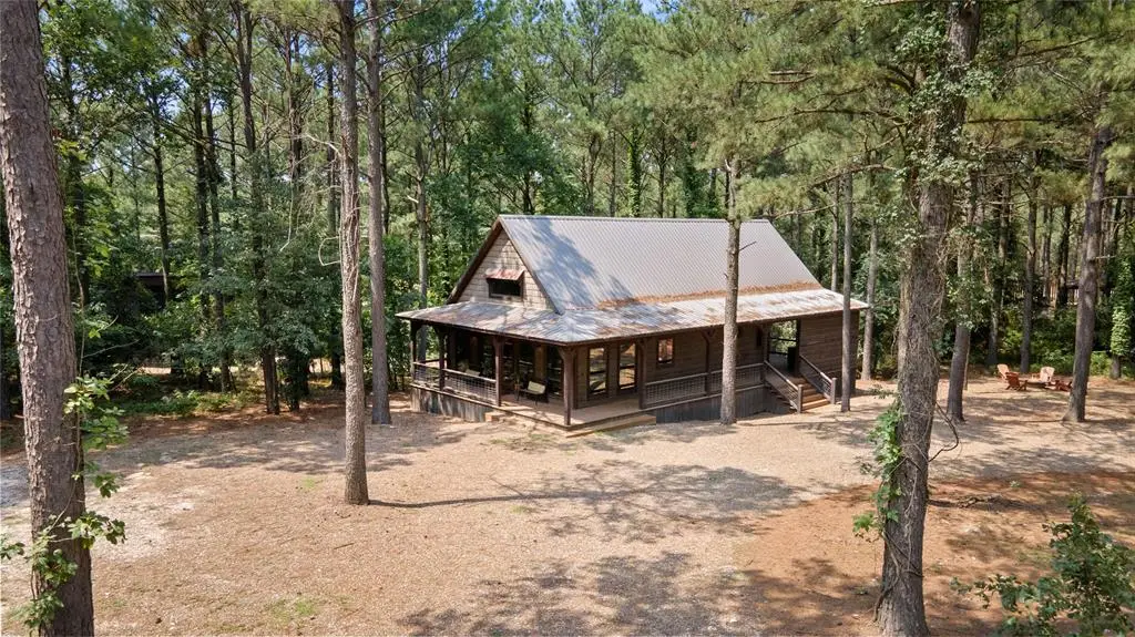 101 Scrub Oak Trail, Broken Bow, OK 74728 - Image #1
