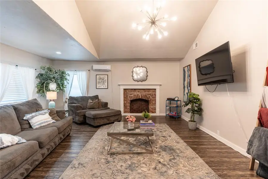 2934 NW 15th Street, Oklahoma City, OK 73107 - Image #2