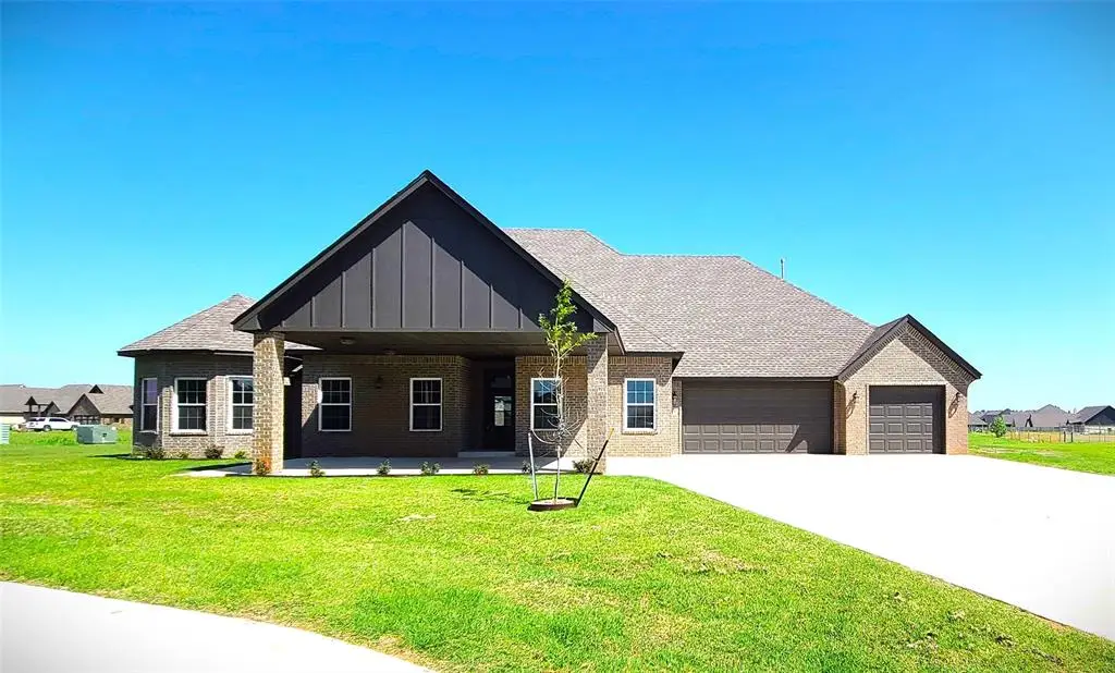 109 Tralee Court, Yukon, OK 73099 - Image #1