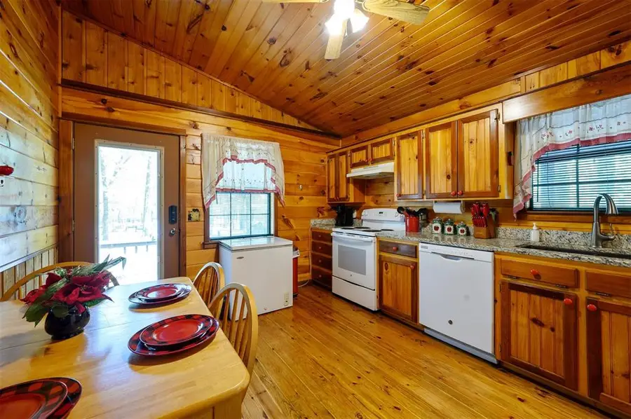 343 Woodland Circle, Broken Bow, OK 74728 - Image #3