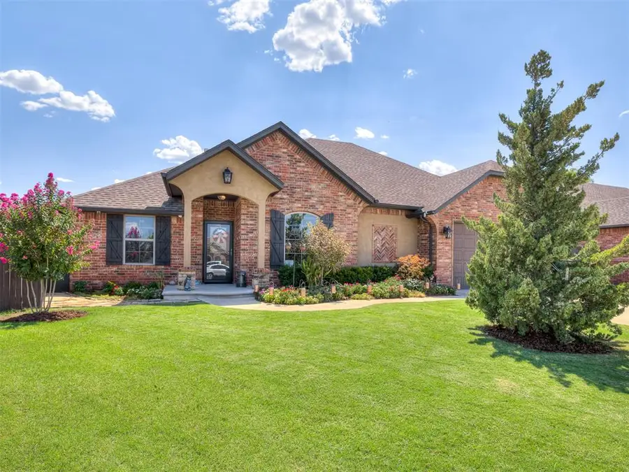 534 W Chickasaw Court Way, Mustang, OK 73064 - #2