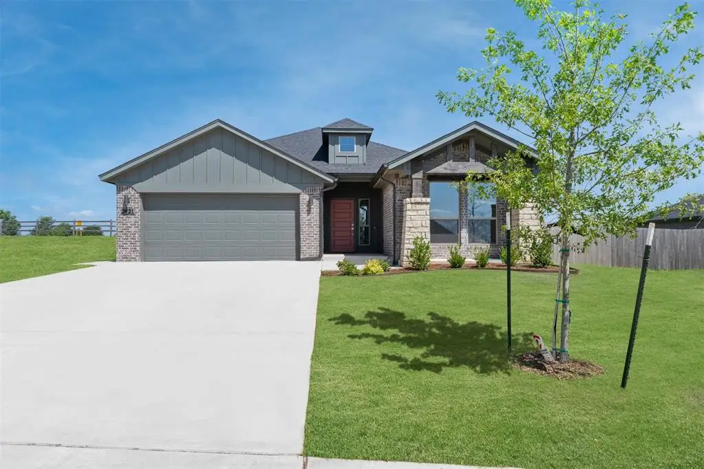 2421 Heather Road, Blanchard, OK 73010 - Image #1