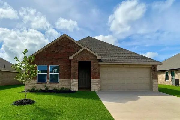521 Park Place Drive, Newcastle, OK 73065