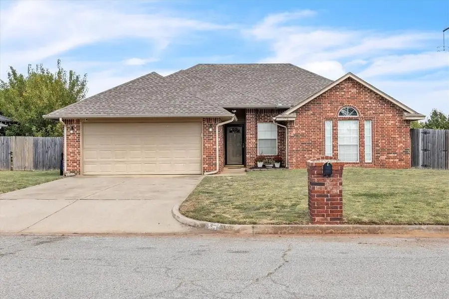 470 Timberidge Road, Harrah, OK 73045 - #2