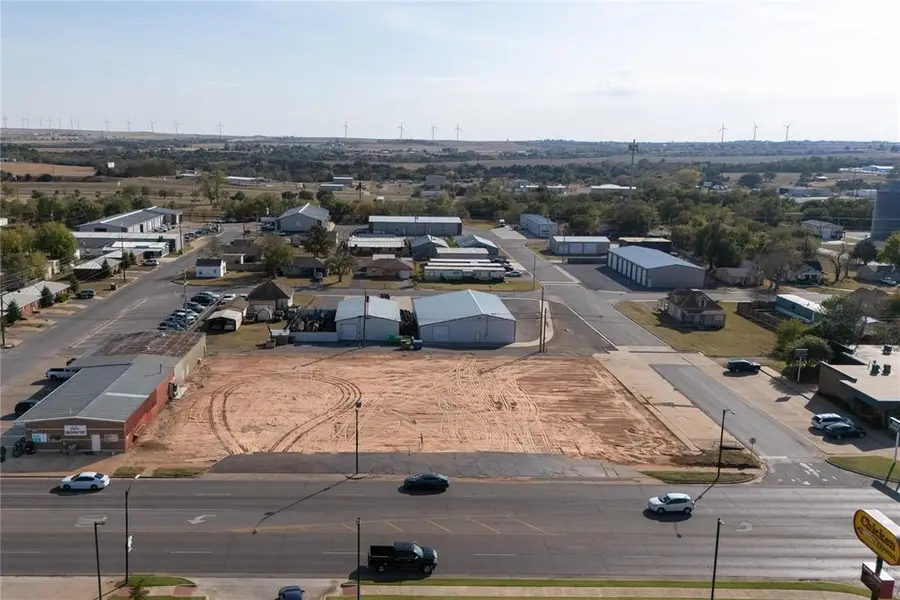 616 E Main Street, Weatherford, OK 73096 - Image #2