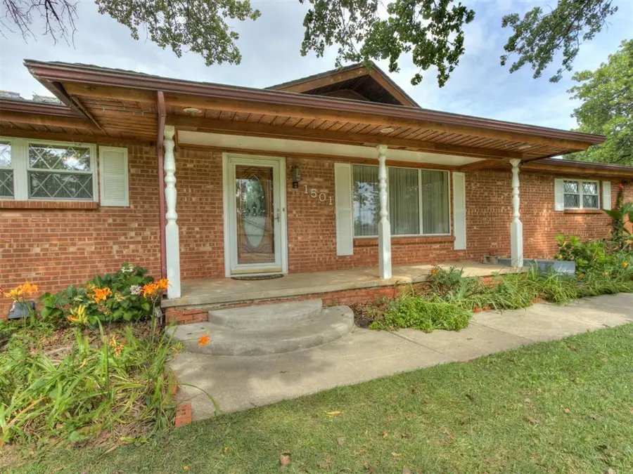 1501 S Avery Avenue, Midwest City, OK 73130 - Image #2